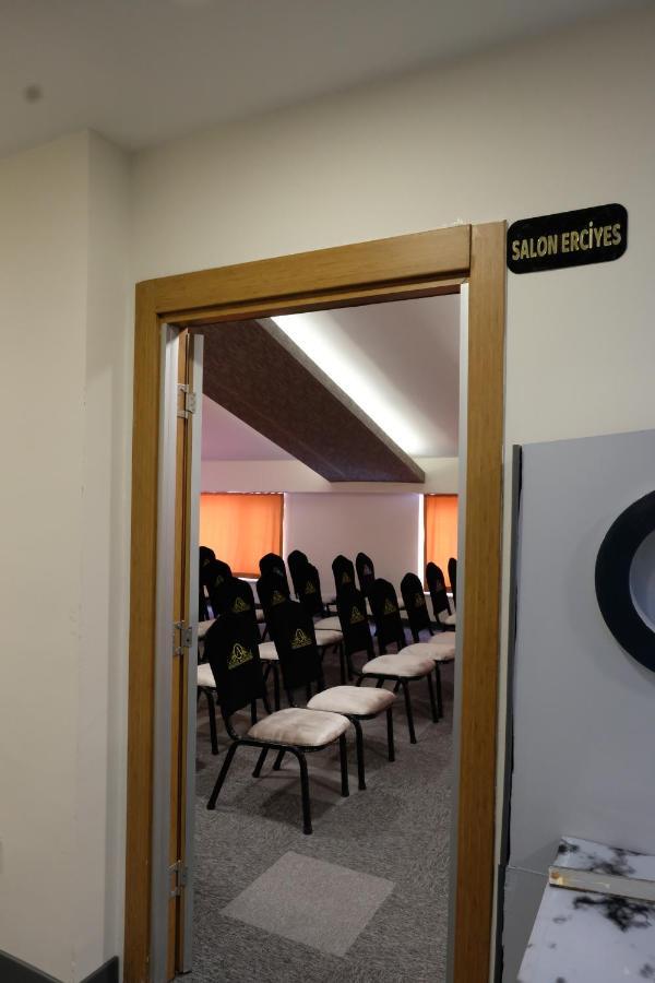 קייסרי Anatolia Park Hotel מראה חיצוני תמונה